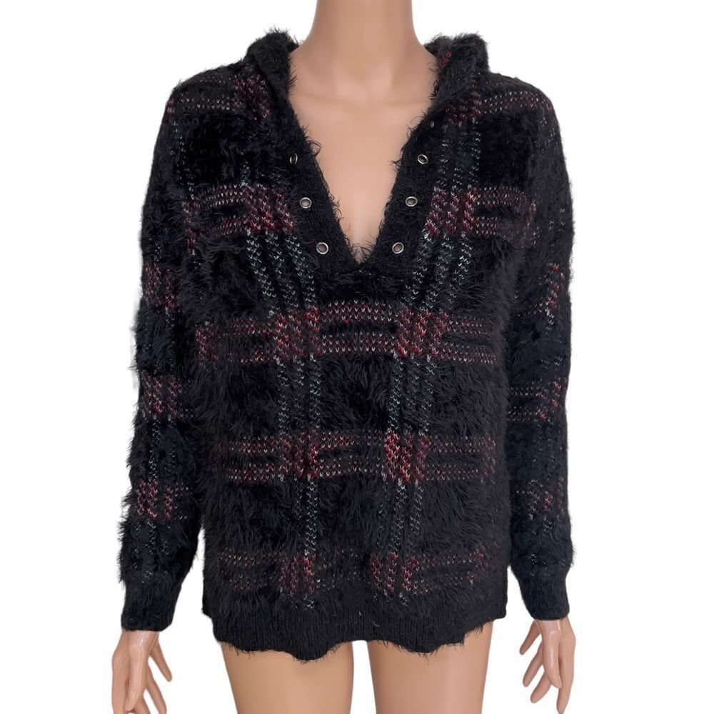 Rock & Republic fuzzy sweater hooded soft long sleeves black red soft plaid S.